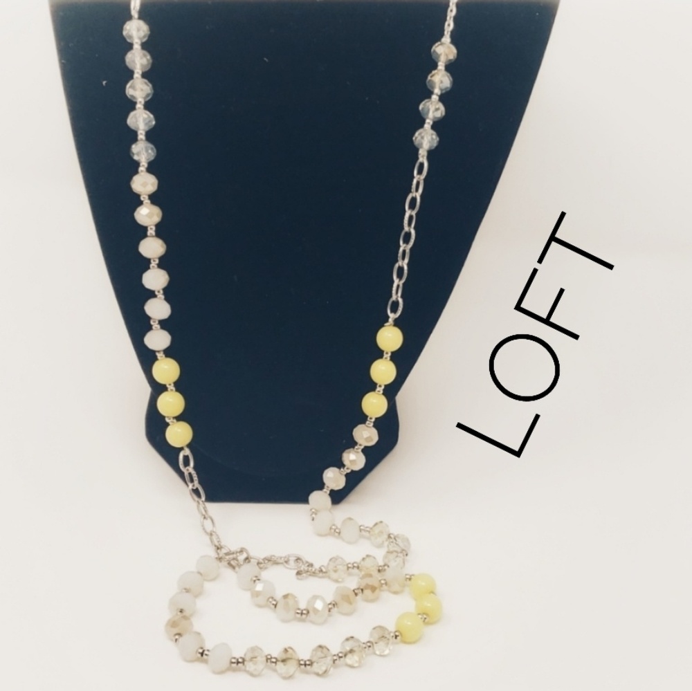 Ann Taylor loft yellow bead and crystal necklace
